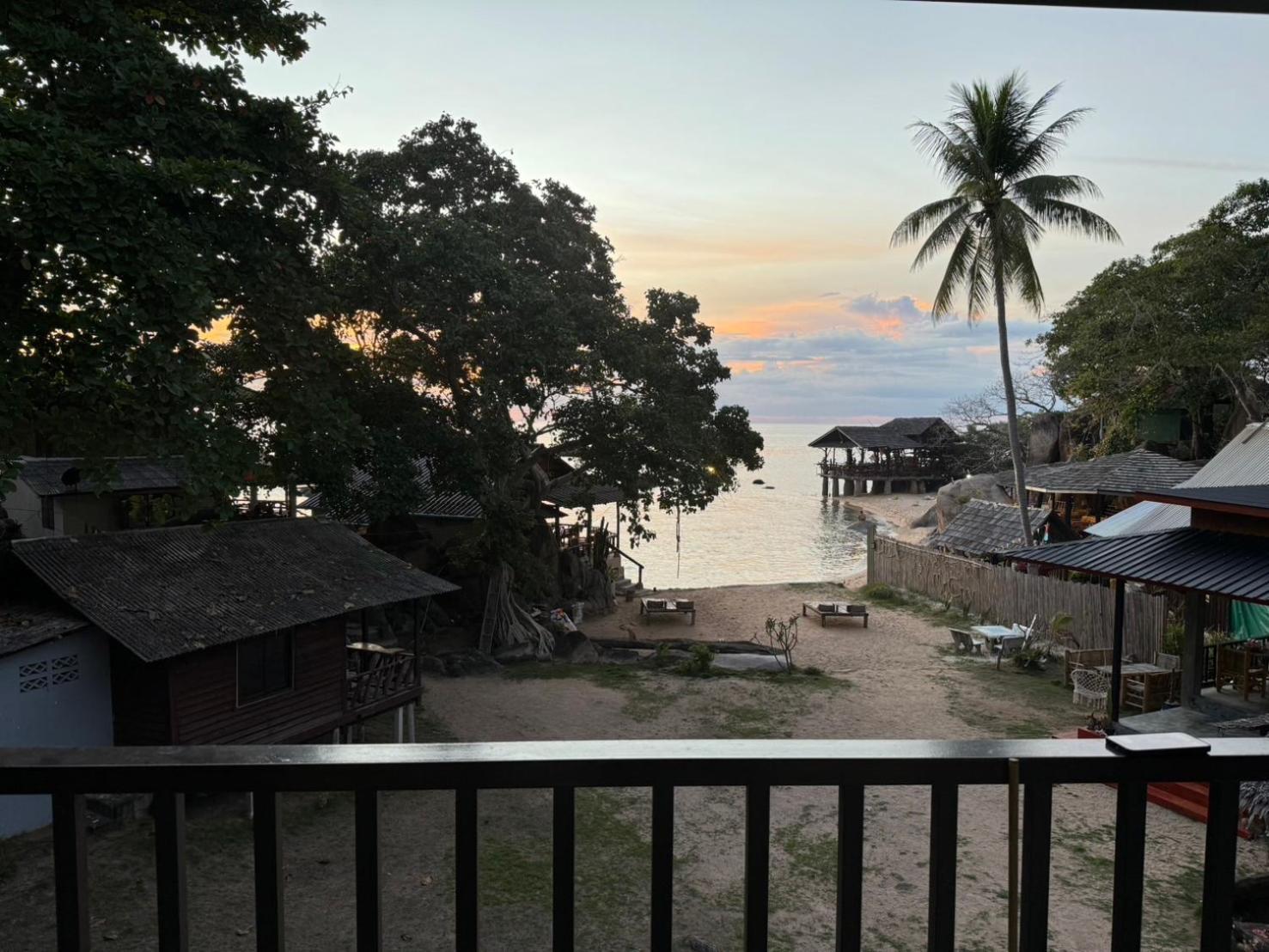 Char Bungalows Ko Tao Esterno foto